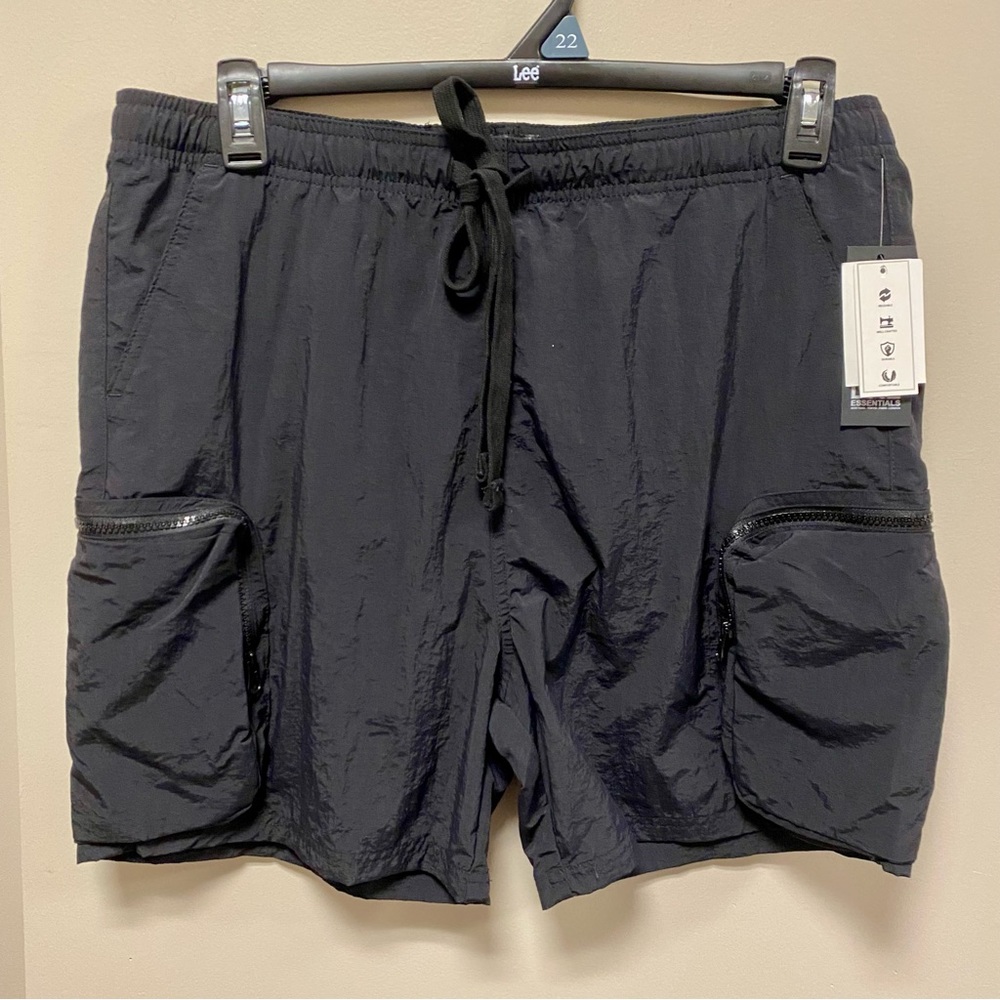 Dr Essentials Jet Black Sz L Nylon Shorts 🩳 NWT